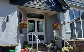 The Lilly Restaurant With Rooms